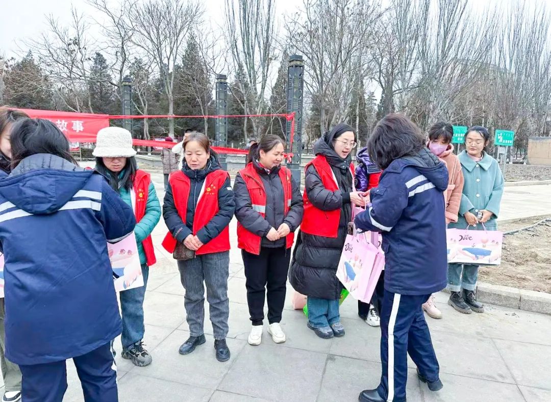 內(nèi)蒙宜化：三月春風暖人心，學習雷鋒志愿行(圖7)